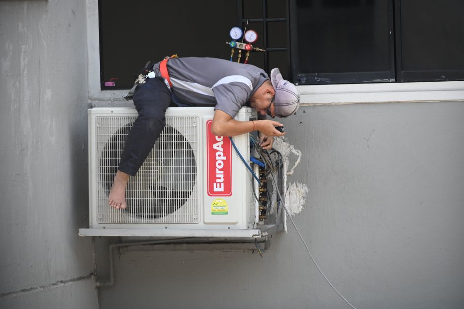 Lincs Climate Solutions, air conditioning engineer services covering Boston Air Conditioning Installation in Boston